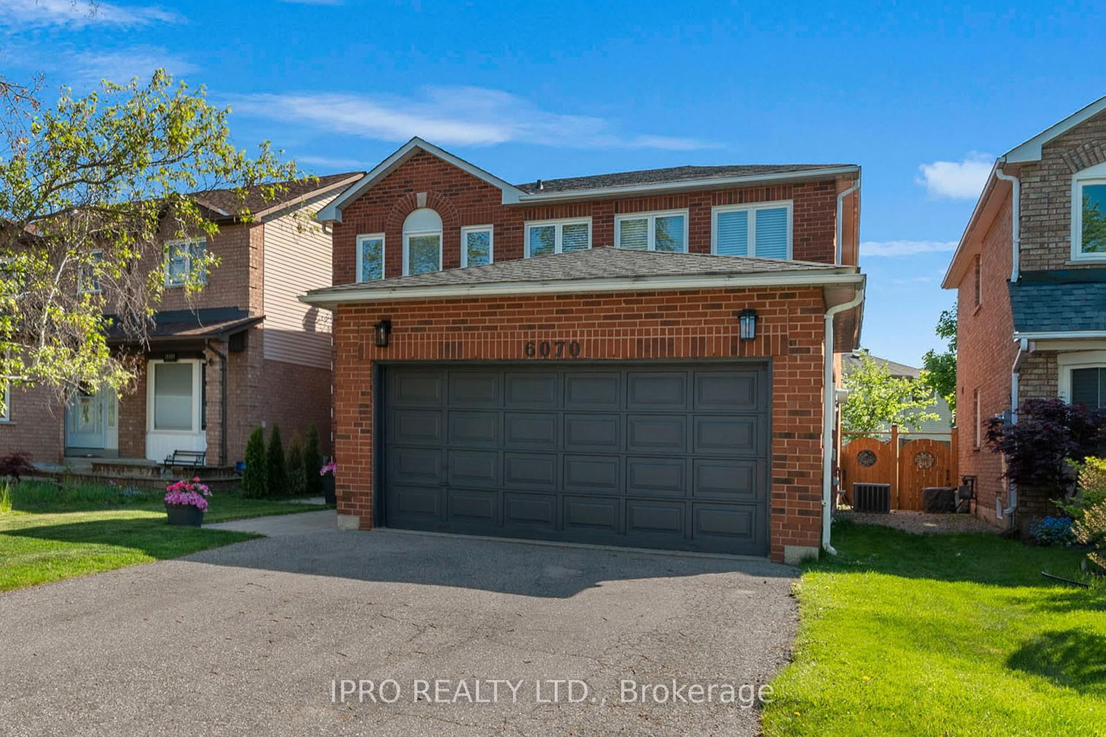 Detached House for sale at 6070 Prairie Circle, Mississauga, Lisgar, L5N 5Z5 - MLS: W12153004