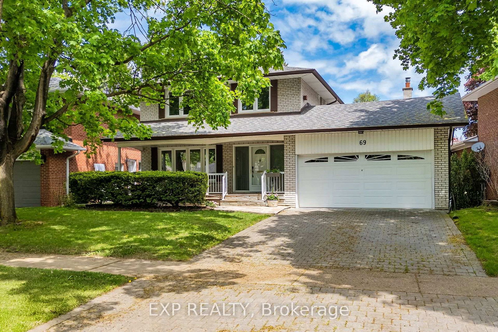 Detached House for sale at 69 Pettit Drive, Toronto, Willowridge-Martingrove-Richview, M9R 2W6 - MLS: W12153106