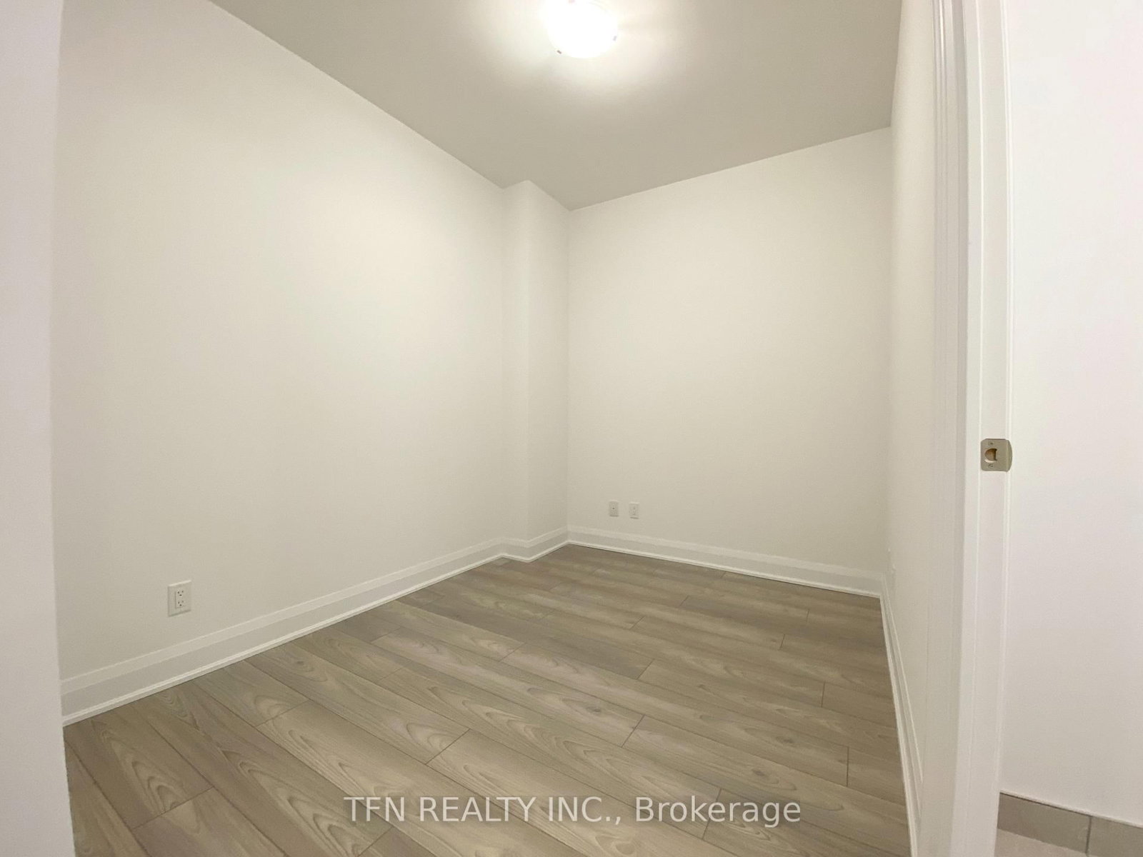36 Elm Drive W, Unit 2403 - Photo 26