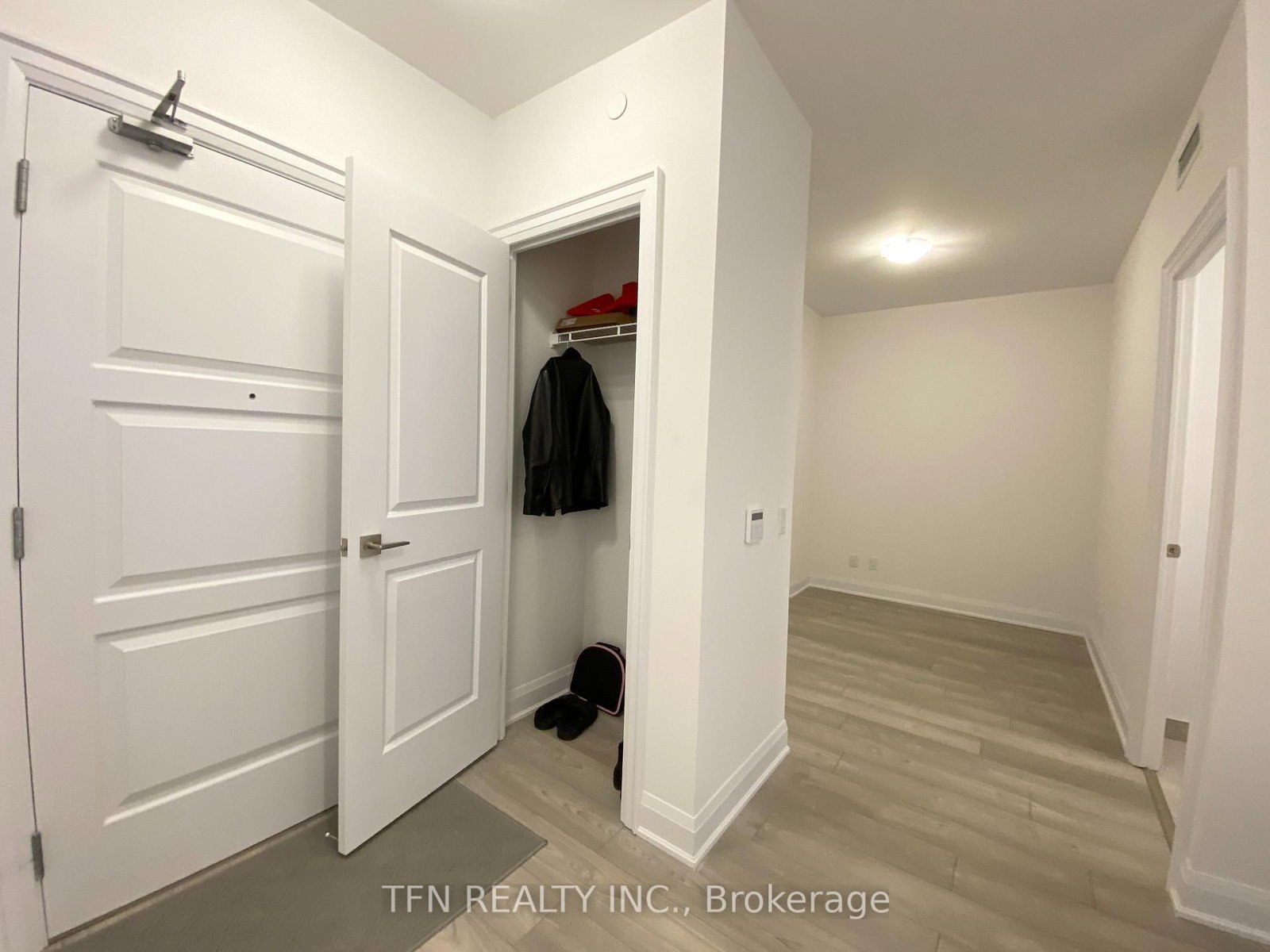 36 Elm Drive W, Unit 2403 - Photo 31