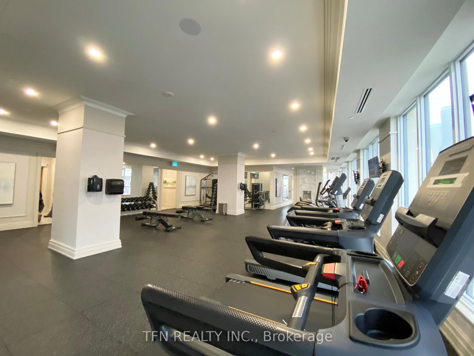 36 Elm Drive W, Unit 2403 - Photo 33