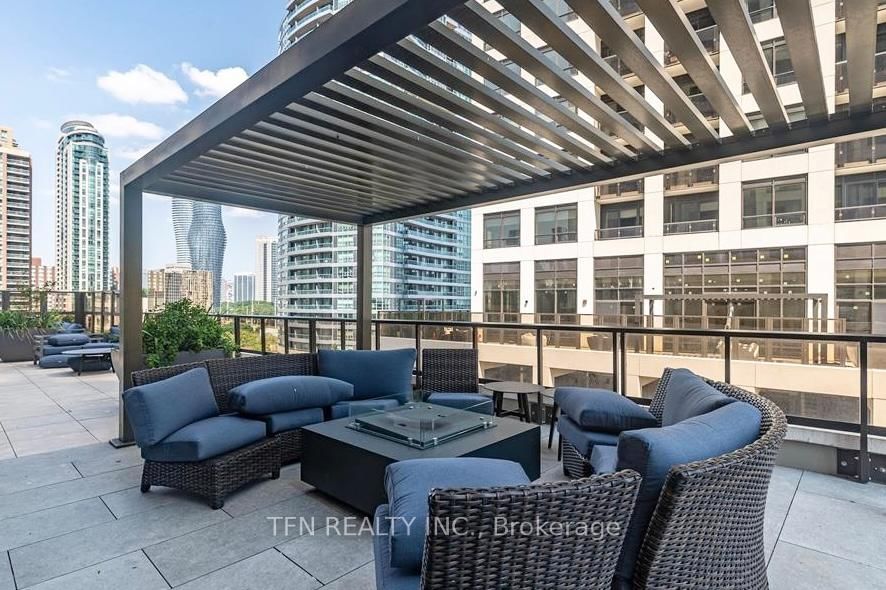 36 Elm Drive W, Unit 2403 - Photo 38