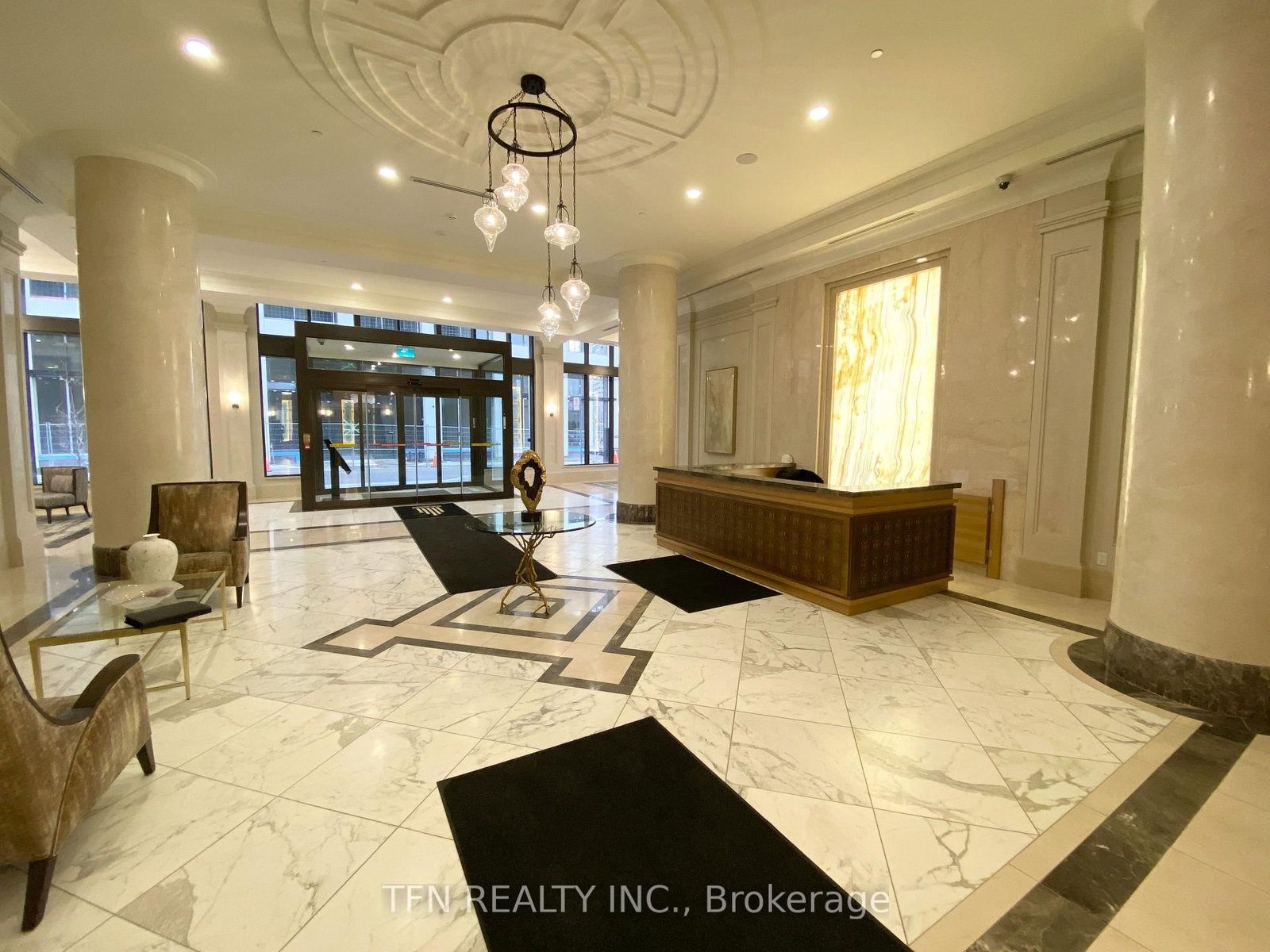 36 Elm Drive W, Unit 2403 - Photo 8