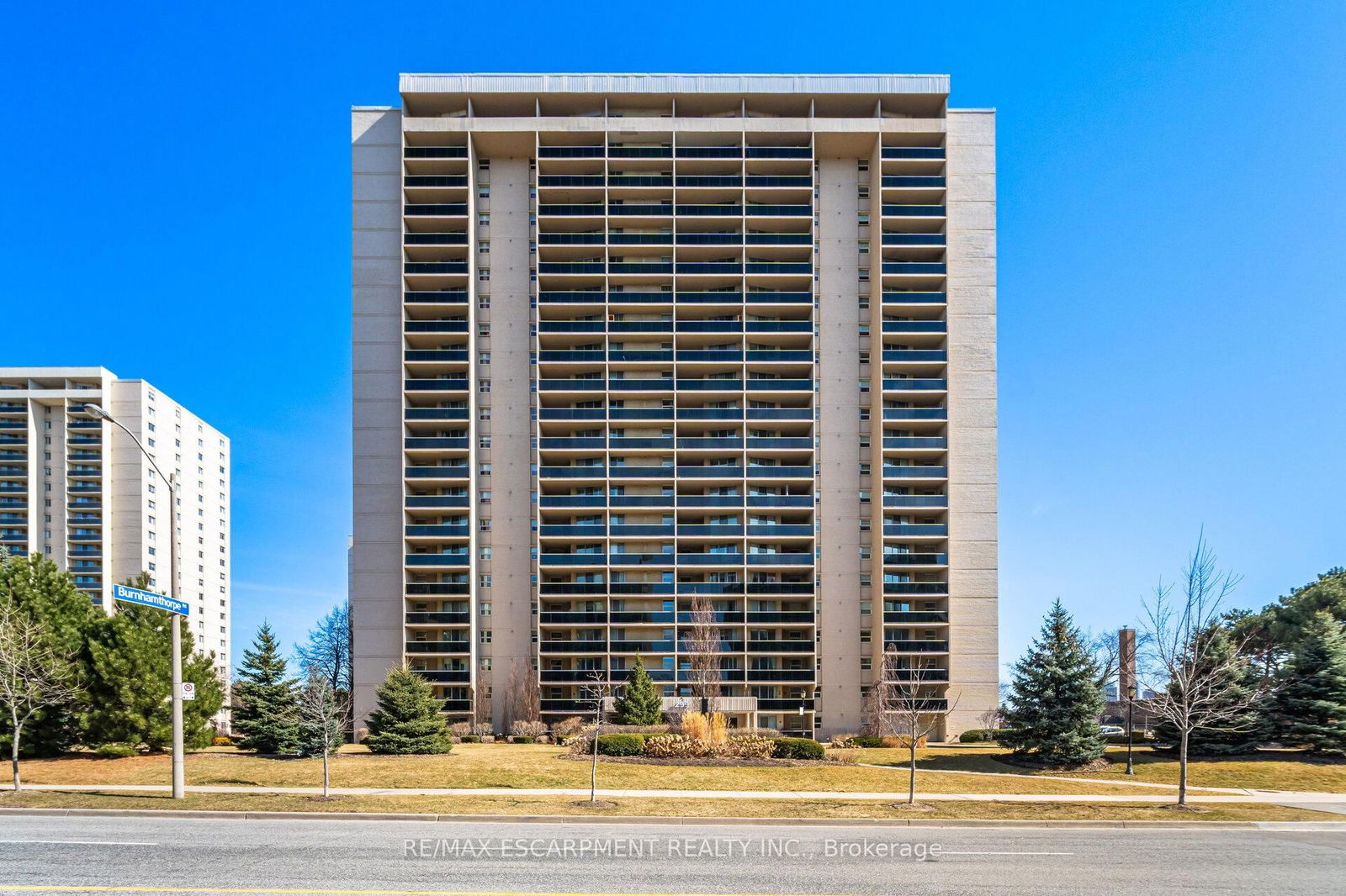 Condo for sale at 409-299 Mill Road, Toronto, Markland Wood, M9C 4V9 - MLS: W12153130