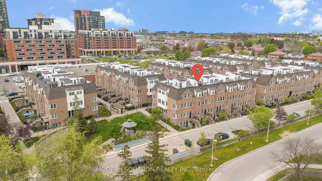 228 - 760 Lawrence Avenue