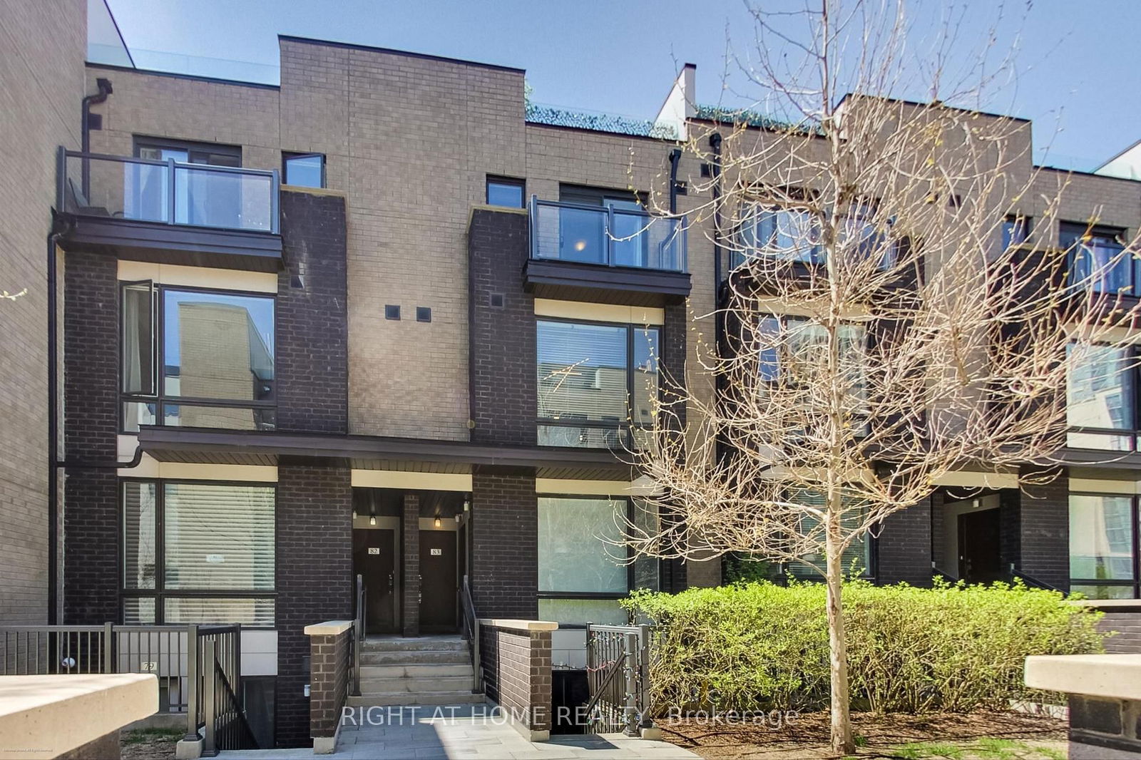 Townhouse for sale at 84-30 Fieldway Road, Toronto, Islington-City Centre West, M8Z 0E3 - MLS: W12153227