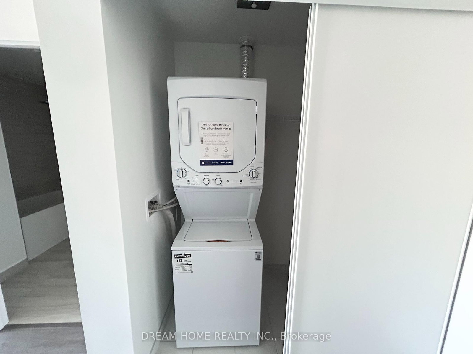 285 Dufferin Street, Unit 810 - Photo 8