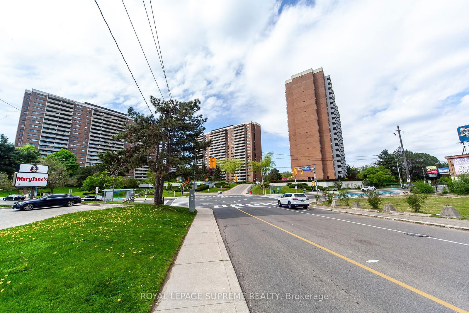 Condo for sale at 205-270 Scarlett Road, Toronto, Rockcliffe-Smythe, M6N 4X7 - MLS: W12153294