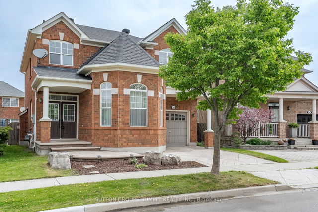1283 Robson Crescent