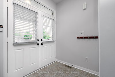 1283 Robson Cres, Milton - Beaty image-0-4