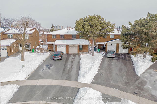 4155 Dursley Crescent