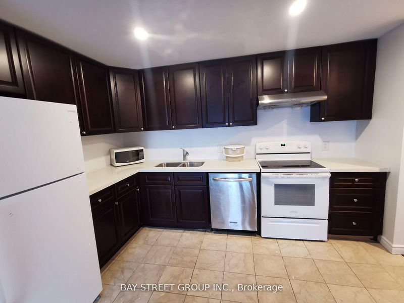 home for lease on 2nd Flr-1546 Jane Street
