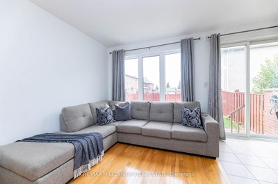9 Pendulum Circ, Brampton - Sandringham-Wellington image-0-3