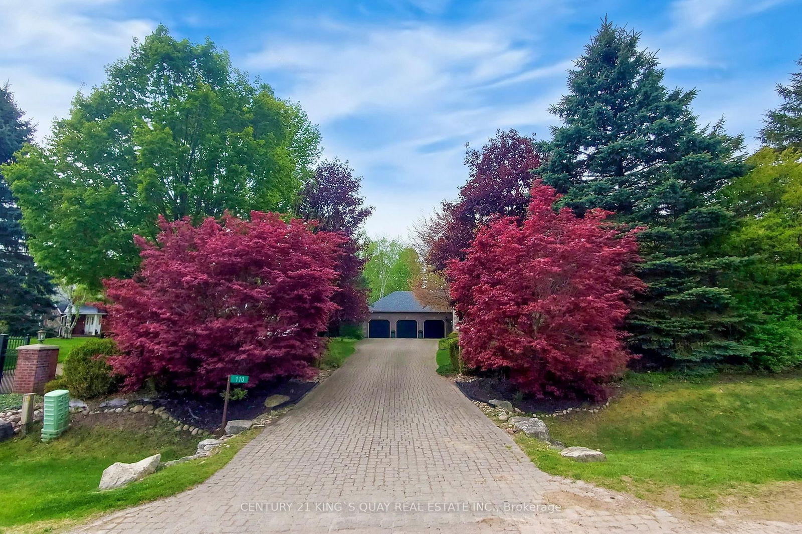Detached House for sale at 110 Crawford Crescent, Milton, Campbellville, L0P 1B0 - MLS: W12153684