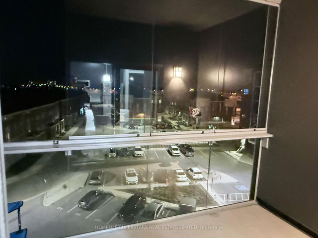 523 - 200 lagerfeld Drive