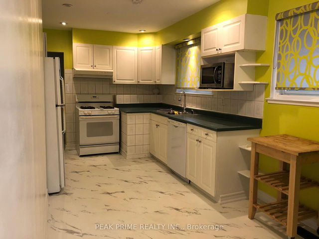Main Floor - 29 Yellowstone Street
