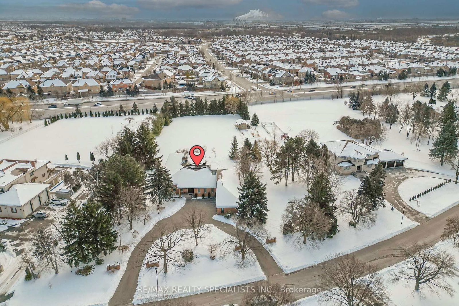 Detached House for sale at 6 Leone Lane, Brampton, Ontario, L6P 0K9 - Toronto Gore Rural Estate - MLS: W12153984