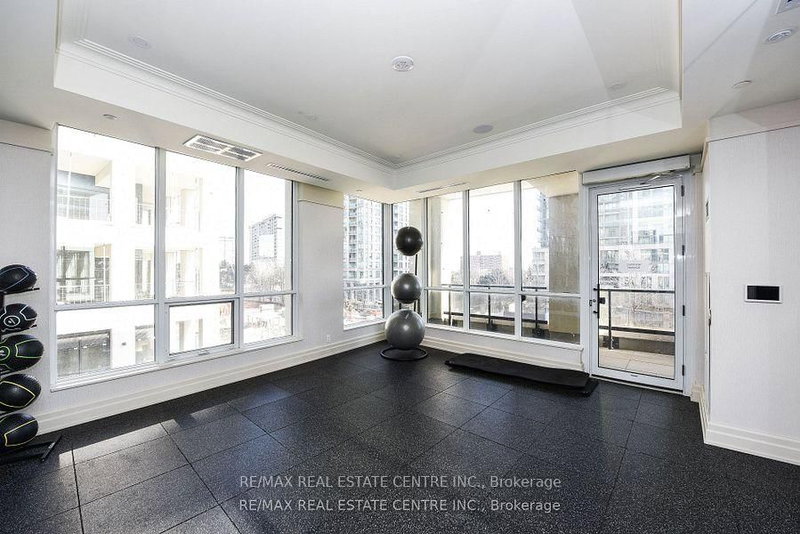 3209 - 36 Elm Dr W, Mississauga, L5B 1L9 | Image 2