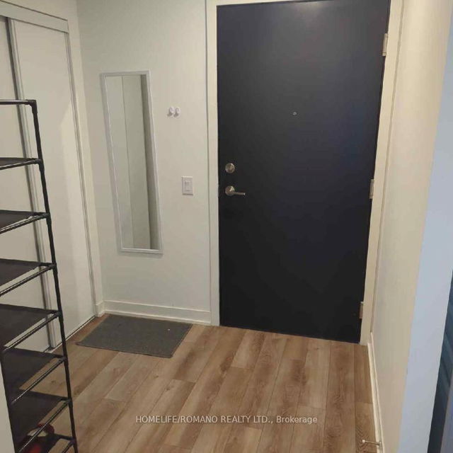 315 - 1808 St Clair Avenue