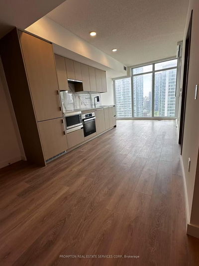 Unit 2002 — 1 Concord Cityplace Way, Toronto - High Park-Swansea image-0-1