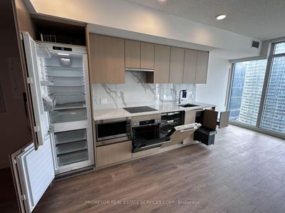 Unit 2002 — 1 Concord Cityplace Way, Toronto - High Park-Swansea image-0-2
