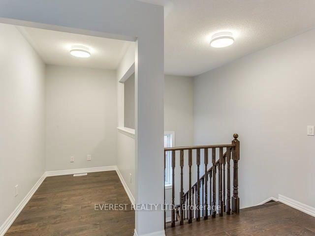 212 Holloway Terrace