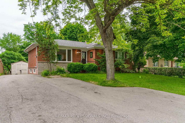 -Upper - 579 Lees Lane