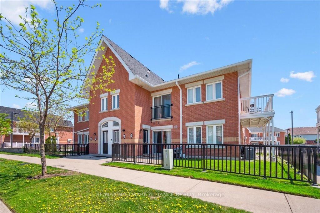 Condo for sale at 802-1701 Lampman Avenue, Burlington, Uptown, L7L 6R7 - MLS: W12154499