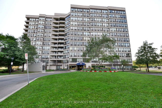 1213 - 12 Laurelcrest Street
