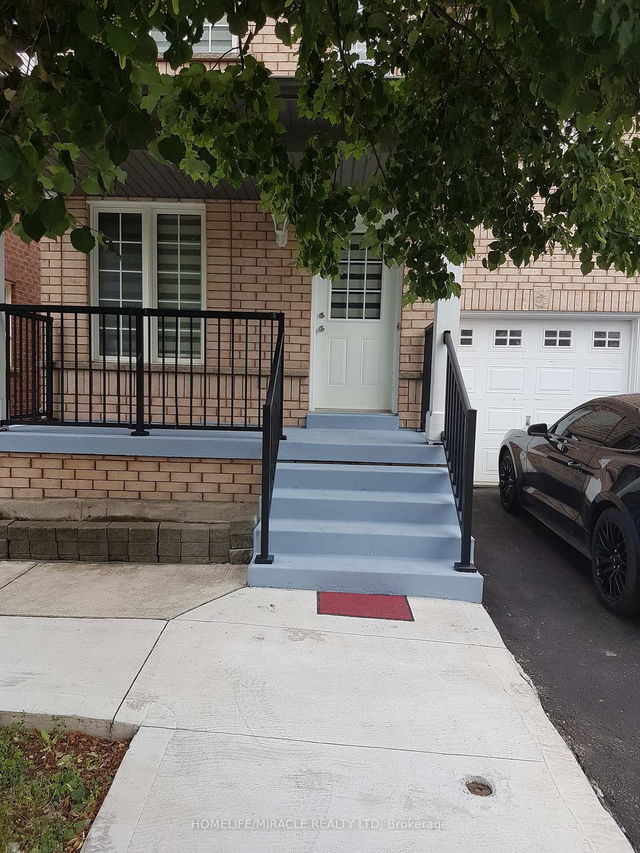 26 Roxton Crescent