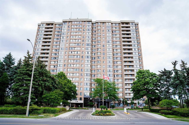 705 - 100 County Court Boulevard