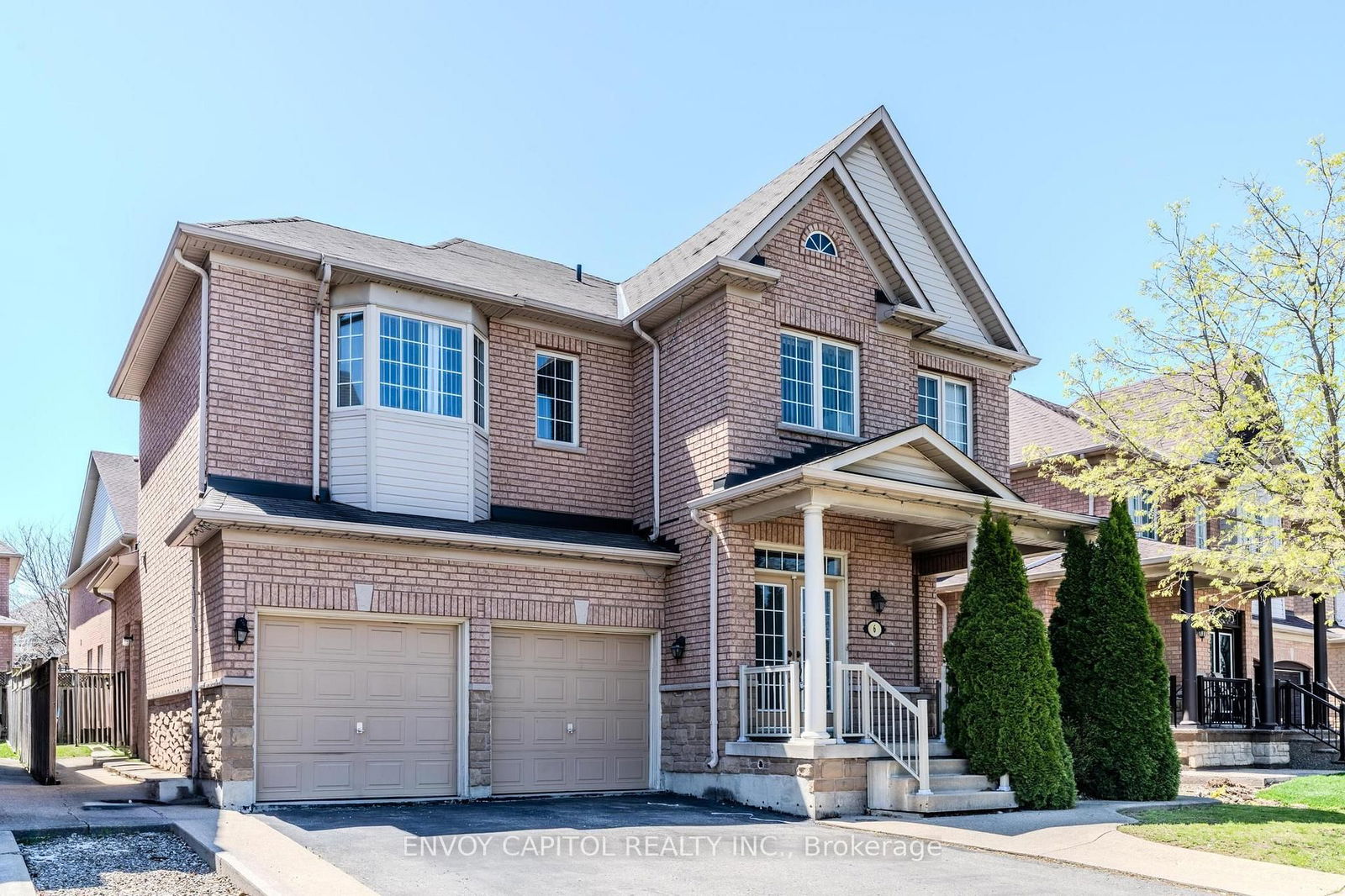 Detached House for sale at 6 Sparkling Place, Brampton, Ontario, L6R 2W9 - Sandringham-Wellington - MLS: W12155486