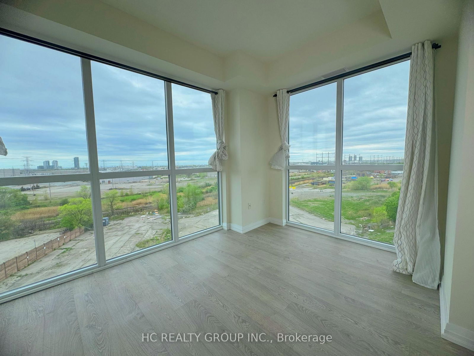 Condo for sale at 504-50 Thomas Riley Road, Toronto, Islington-City Centre West, M9B 0C5 - MLS: W12155548