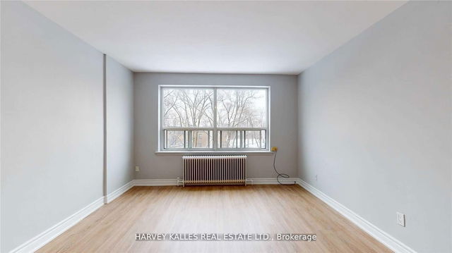 112 - 4 Greentree Court