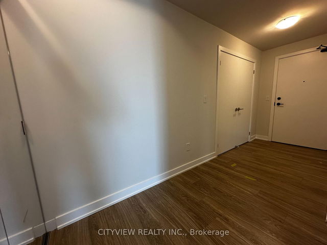 2411 - 430 Square One Drive