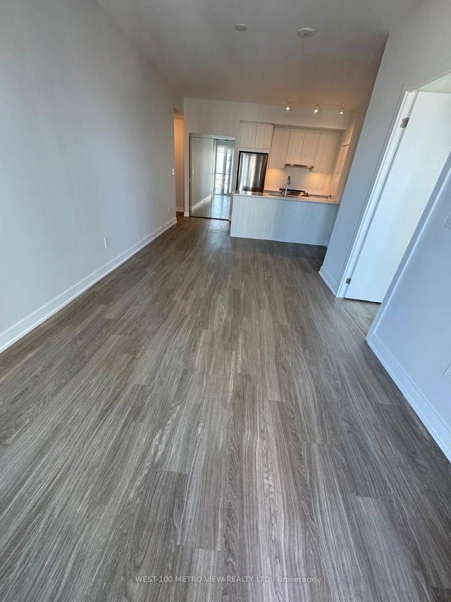 2601 - 430 Square One Drive