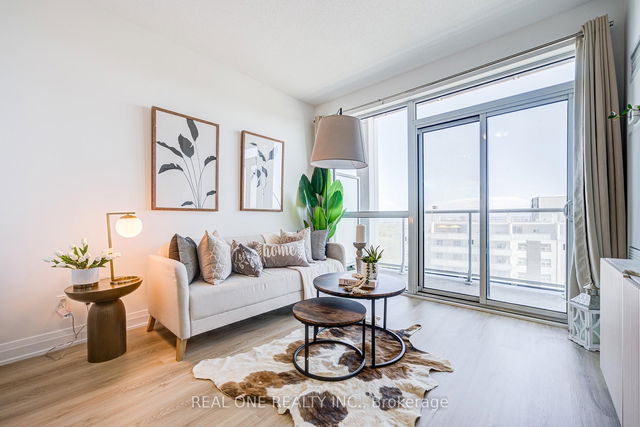 1008 - 55 SPEERS Road
