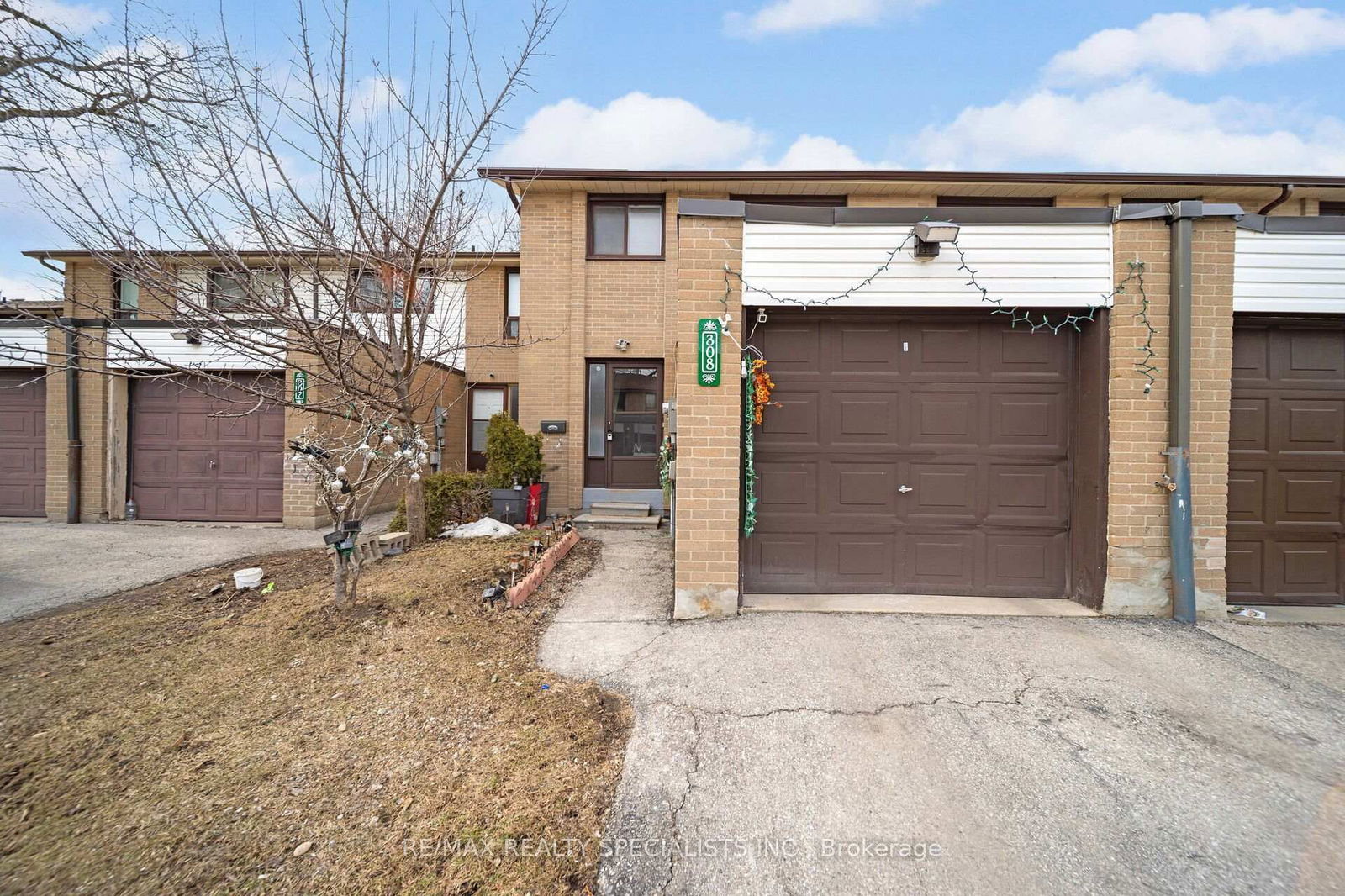 Townhouse for sale at 308 Fleetwood Crescent, Brampton, Southgate, L6T 2E7 - MLS: W12156102