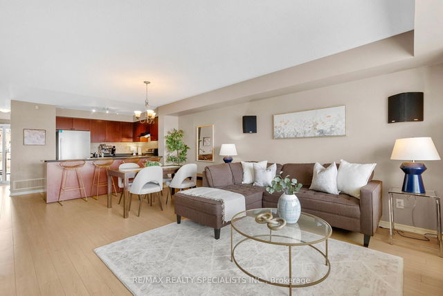 19 - 3985 Eglinton Avenue