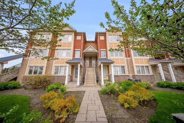 19 - 3985 Eglinton Avenue