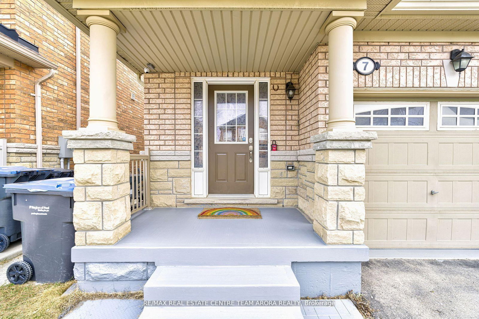 Semi-Detached House for sale at 7 Selsdon Street, Brampton, Credit Valley, L6X 3E3 - MLS: W12156176