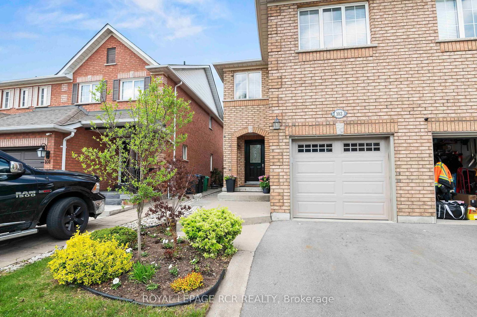 Semi-Detached House for sale at 103 Grapevine Road, Caledon, Bolton West, L7E 2M6 - MLS: W12156241