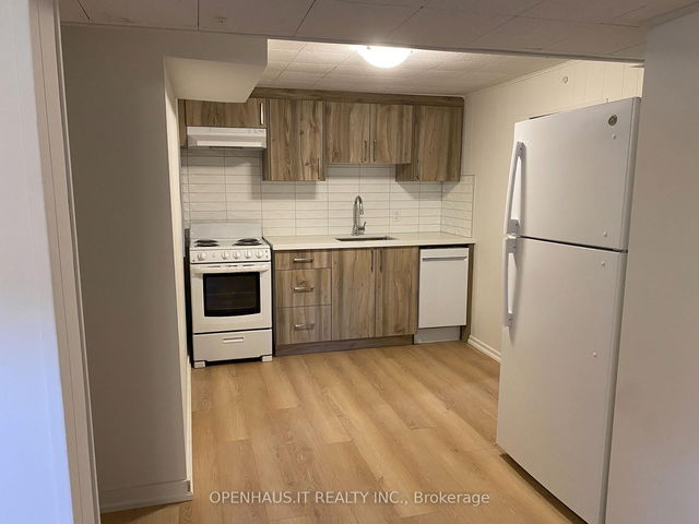 Basement - 18 Grovedale Avenue
