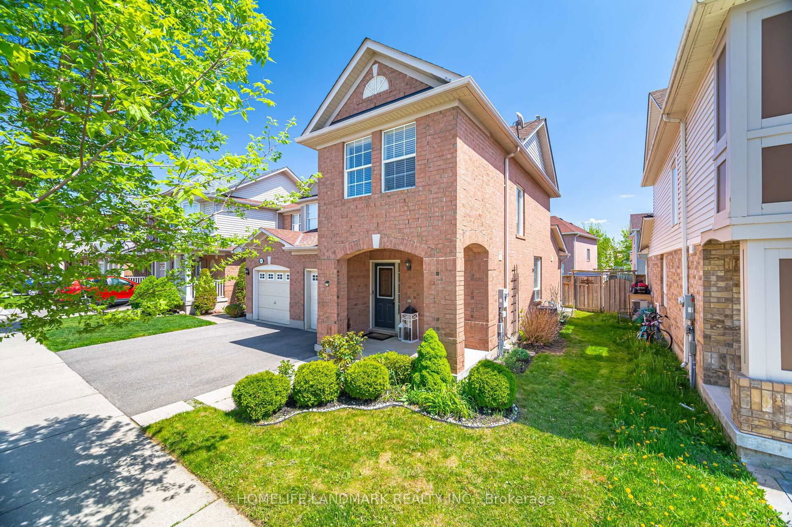 Townhouse for sale at 845 Mckay Crescent, Milton, Beaty, L9T 6L3 - MLS: W12156367