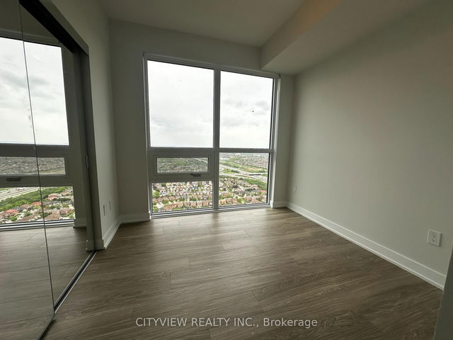 4406 - 430 Square One Drive