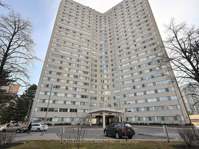 2101 - 3700 Kaneff Crescent