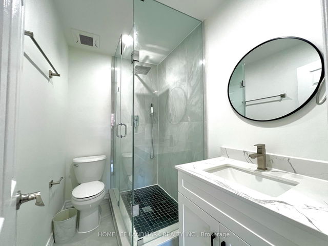 Room 1 - 654 DINSMORE Court