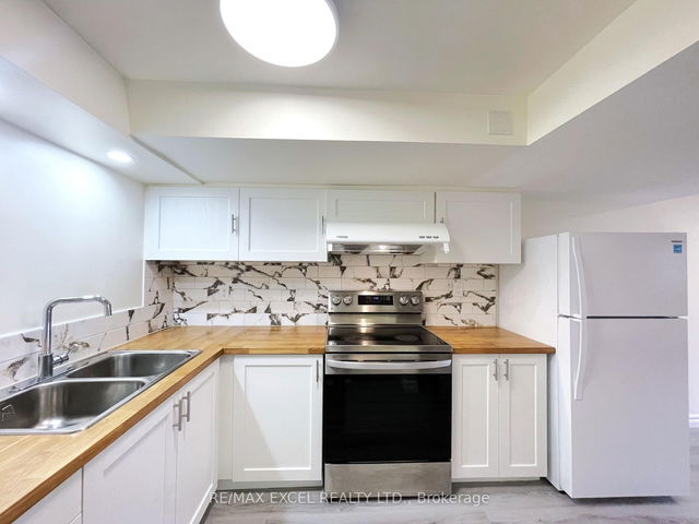 6166 Silken Laumann Way