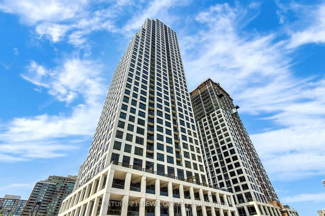 1810 - 36 Elm Drive