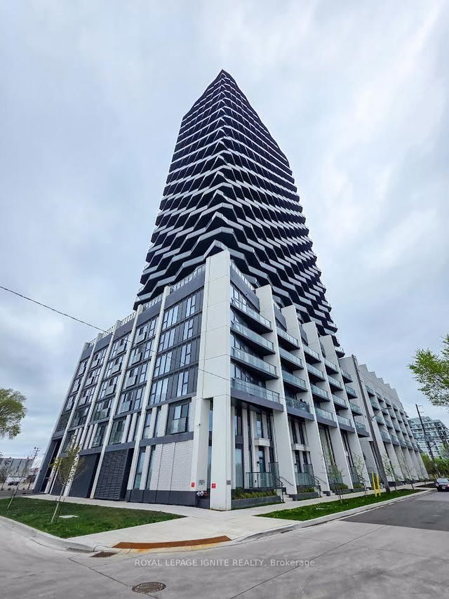 203 - 36 Zorra Street